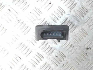 5Q0906121R блок управления топливным насосом Volkswagen Passat B8 Арт 25008219, вид 3