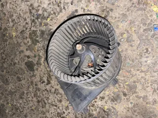 1J1819021A Моторчик печки Audi A3 8L Арт 2108100000228, вид 1