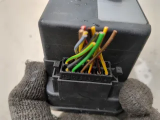 1H0962257E Компрессор центрального замка Volkswagen Passat B4 Арт 20912804, вид 3