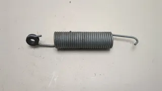 51247045884 Пружина крышки багажника BMW 5 E60/E61 Арт 20914533, вид 1