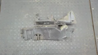 68145883AC Пластик моторного отсека Chrysler 200 2.4л Инжектор Арт 20925421, вид 1