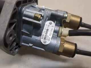 9617230410 Кран ручного тормоза Renault Midlum Арт 20820821, вид 2