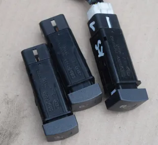  Кнопка подогрева сидений Kia Sorento 1 Арт 24-6-1-458-2, вид 2