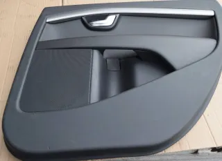  Обшивка двери задней правой (дверная карта) Volvo XC70 3 Арт 7S-29-2-1, вид 1