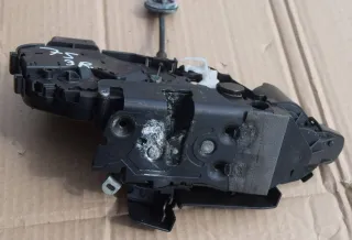 31253680 замок двери задней правой Volvo XC70 3 Арт 7S-29-22-1, вид 1