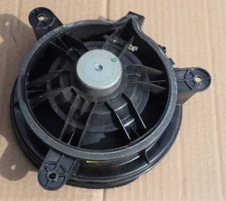 8676891 Динамик двери передней Volvo XC70 3 Арт 7S-29-27-3, вид 1