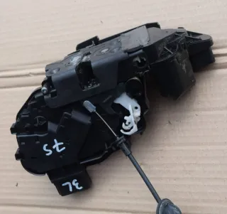 31253679 замок двери задней левой Volvo XC70 3 Арт 7S-29-22-2, вид 2