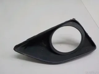 8148112090 Рамка противотуманной фары правой Toyota Corolla E150 Арт E52700158, вид 1