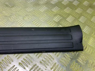 679180C030 Накладка на порог внутренняя задняя левая Toyota Tundra 2 Арт 257526, вид 6