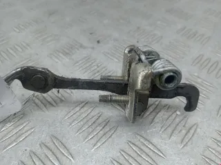804305879R Ограничитель открывания двери передней Renault Logan 1 Арт 2223014, вид 1