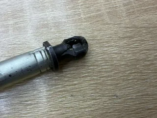 HY32444A32AC Амортизатор крышки багажника Land Rover Discovery 5 Арт 00286771, вид 3