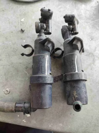 1J0955978a 1J0955978b Форсунка омывателя фар   Volkswagen Golf 4 Арт G404221, вид 2
